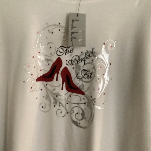Nicole Miller “The Perfect Fit” T Shirt” in Size 1X.  New with tag. - Picture 1 of 2